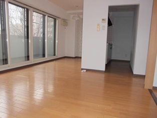 居室・リビング　同タイプ内観です