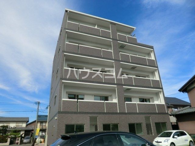 リヴェール末広の外観写真