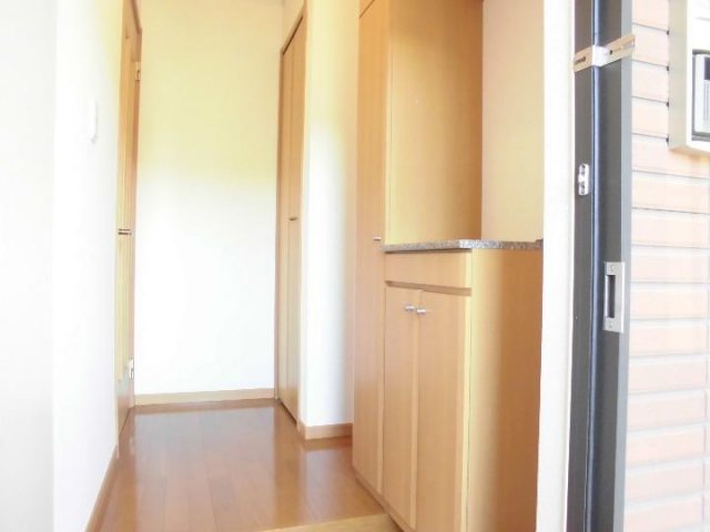 玄関　シンプルで使いやすい玄関です