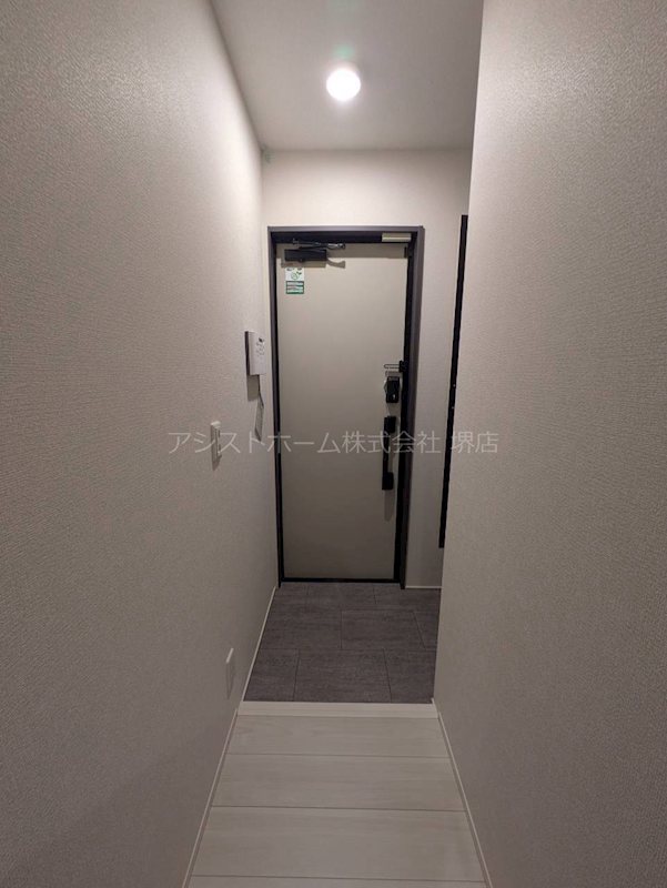 パサログランデ浜寺諏訪森IIIの玄関写真