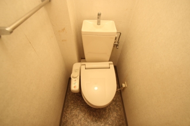 アルル屋代のトイレ写真