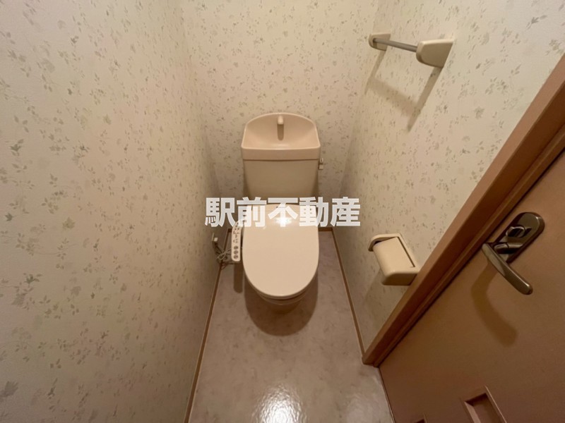 西鉄天神大牟田線 宮の陣駅 徒歩3分 2階建 築24年のトイレ写真