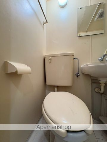 アドバンスのトイレ写真