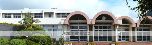 小学校　甲斐市立敷島北小学校（小学校）まで2096m
