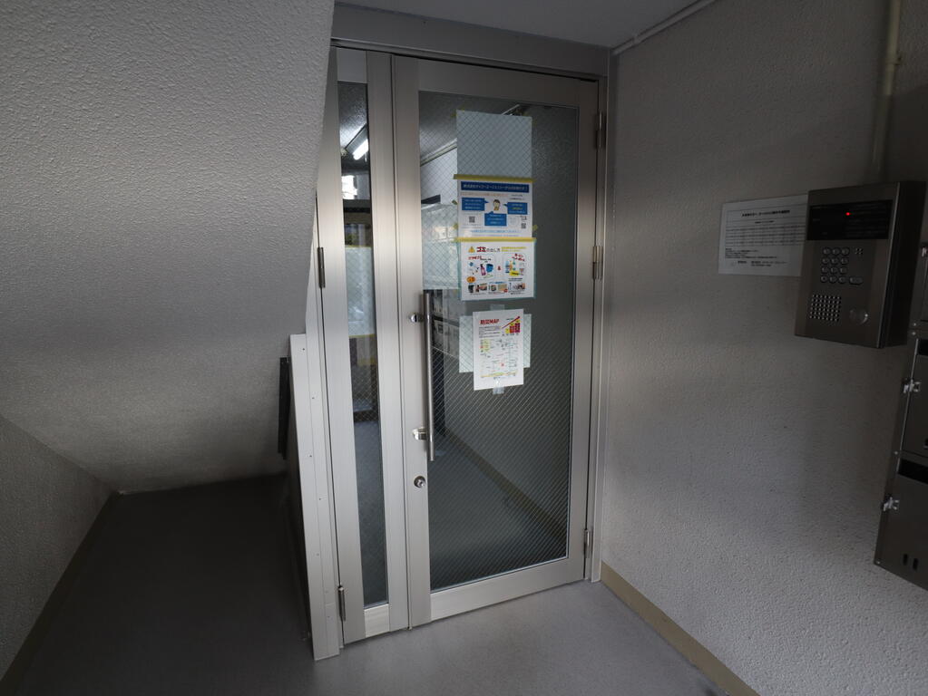 ロビー　エントランス