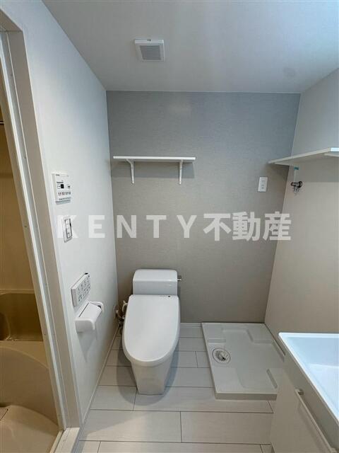 トイレ　清潔感のあるトイレです