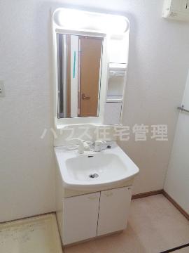 洗面設備　洗髪洗面化粧台