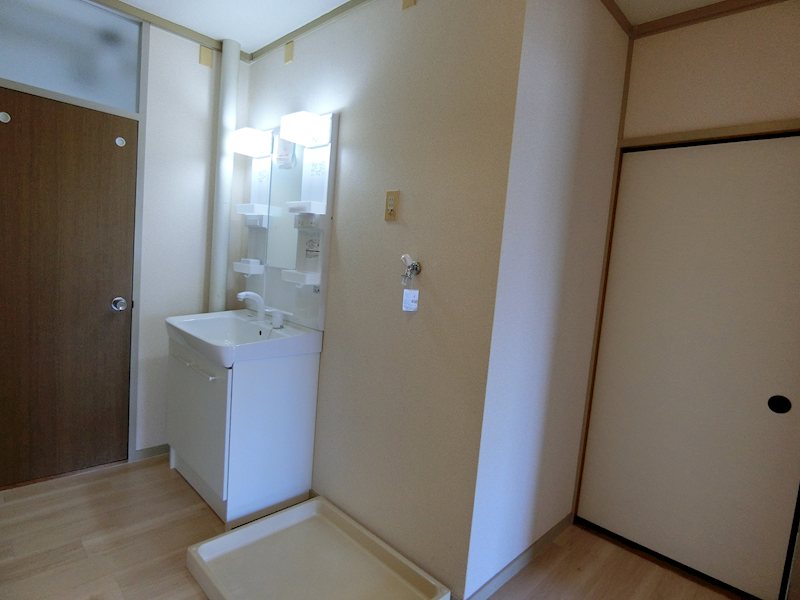 メイゾンクレーユ多摩の内装写真