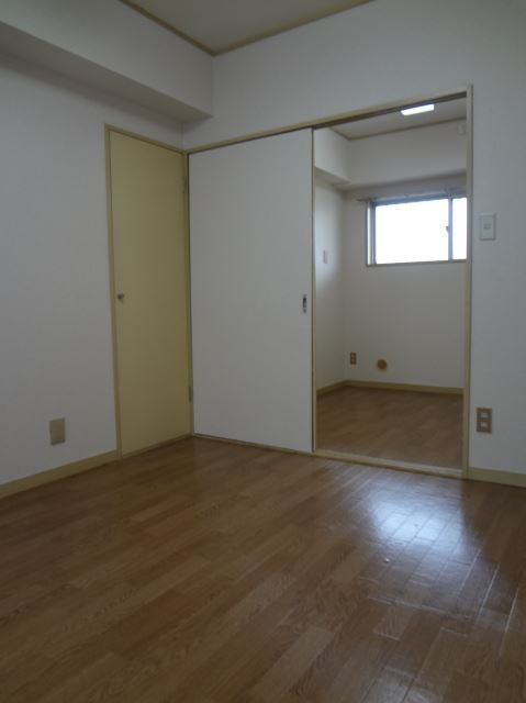 光建ハイム東尾久の居間写真