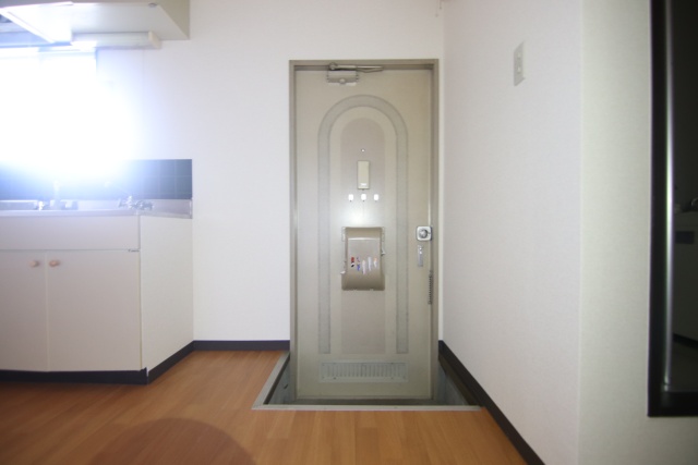 玄関　別室の参考写真です。※現況優先