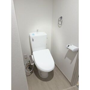 トイレ　ウォシュレット標準装備！