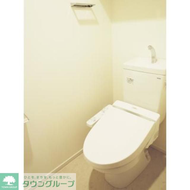 トイレ　※写真は同タイプ住戸です。