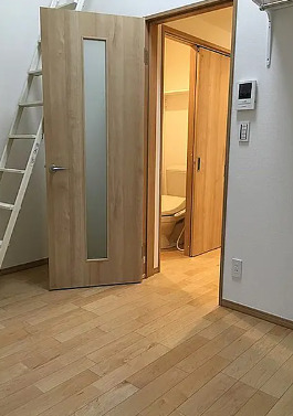 居室・リビング　別部屋の画像を使用しております。