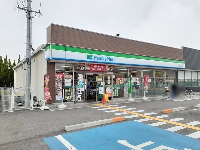 コンビニ　ファミリーマート打田上野店様（コンビニ）まで1427m