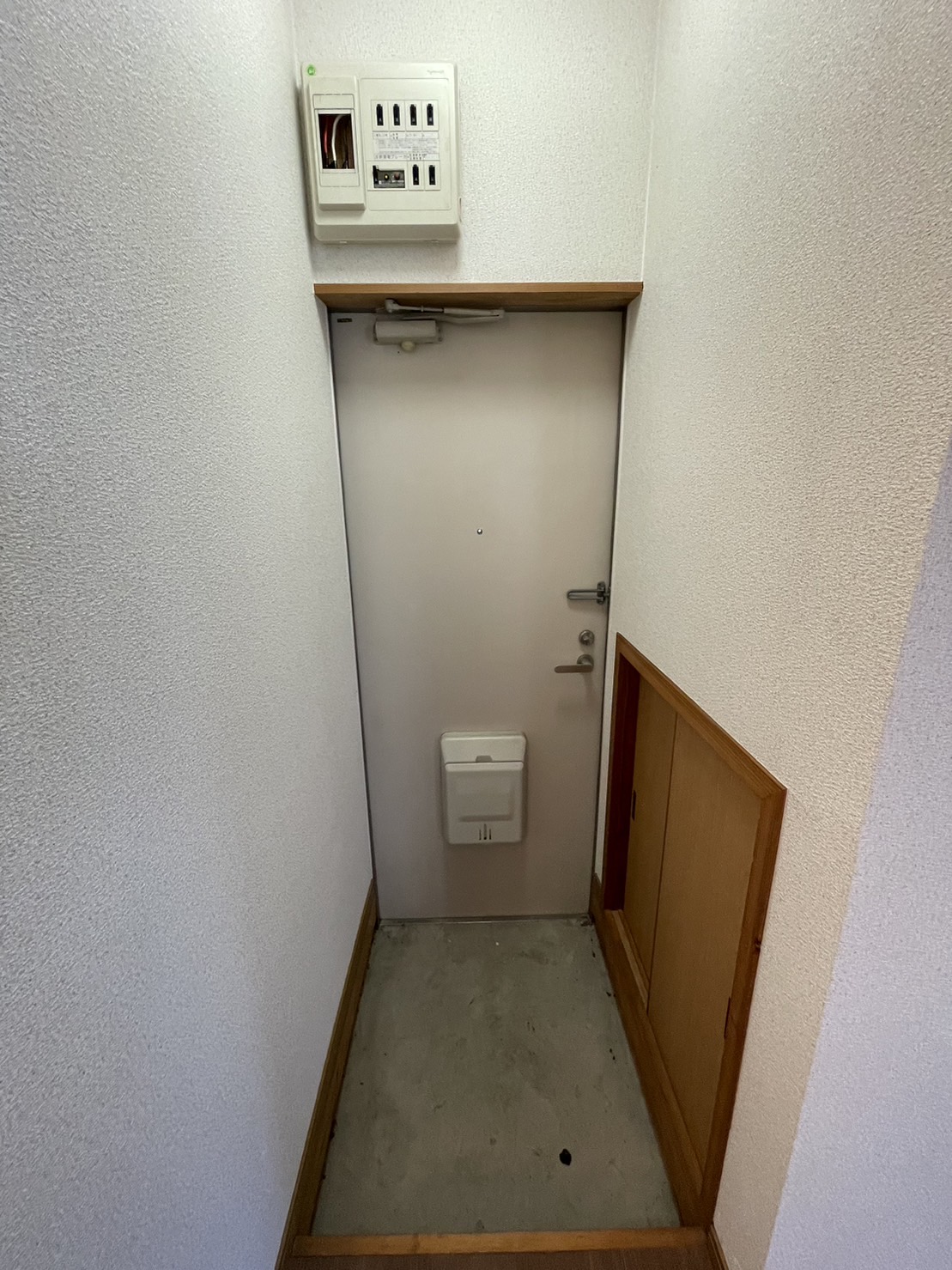 ＪＲ東海道本線 東静岡駅 徒歩36分 2階建 築32年の玄関写真
