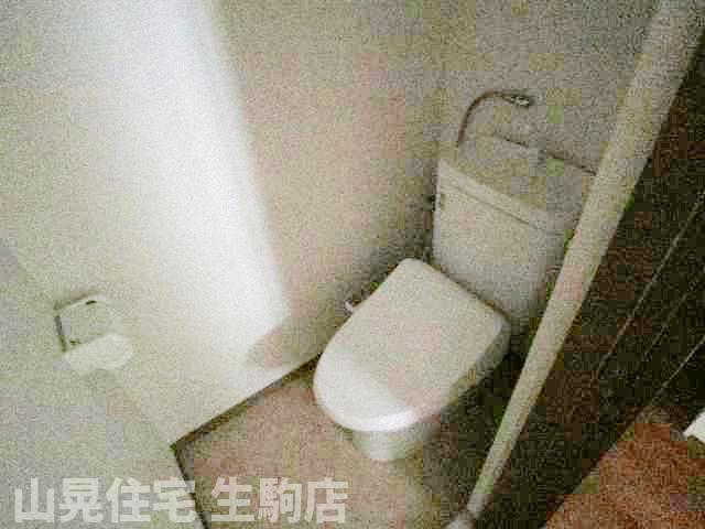 【ニュー麹屋マンションのトイレ】