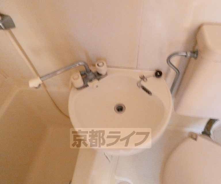 洗面設備　洗面台です。