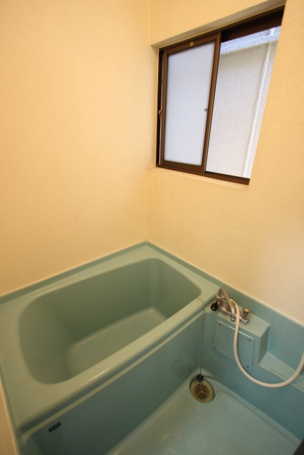 バス・シャワールーム　同物件別号室