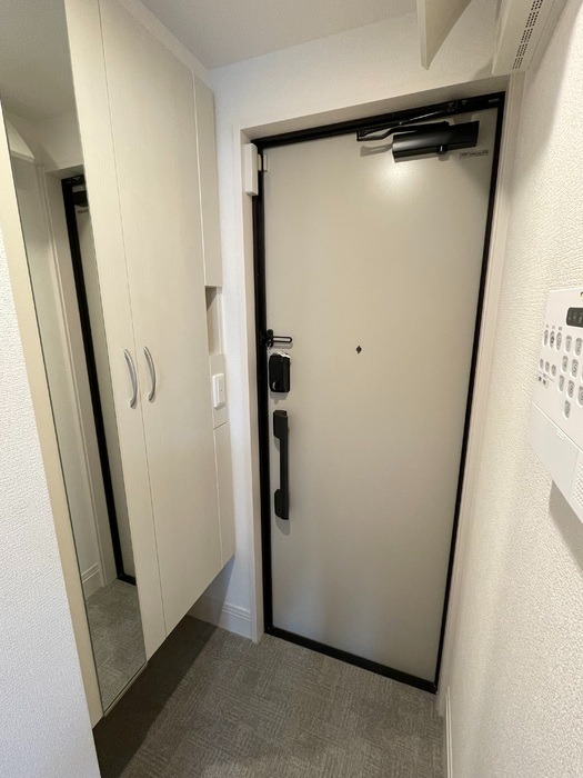 グリーンサイド西高の玄関写真