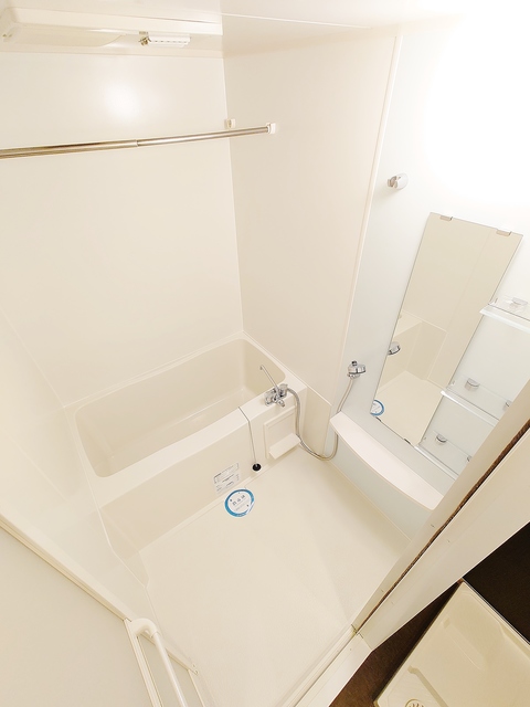 バス・シャワールーム　浴室乾燥・暖房・２４時間換気機能付