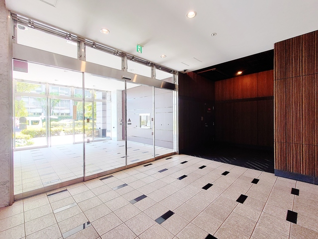 ロビー　管理人室・防犯カメラ・オートロック