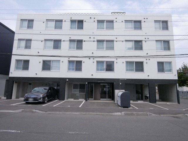 北海道札幌市東区北十六条東１４（マンション）の賃貸物件の外観