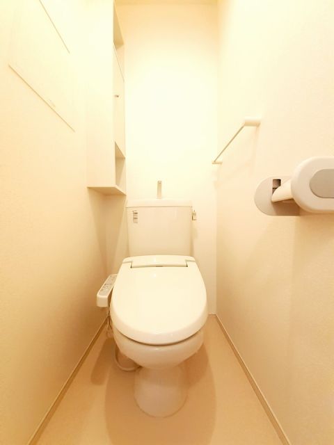【プリムローズＢのトイレ】