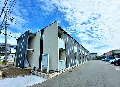 レオネクストＴａｋａｇｉｓｅの建物外観