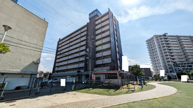 マンション新川の建物外観