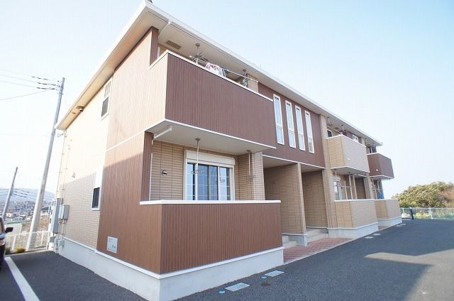 【ノース・ヒルIIの建物外観】