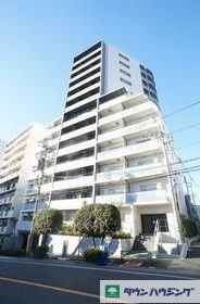 【プライムメゾン市谷山伏町の建物外観】