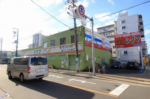 【大阪市東淀川区大道南のマンションのドラックストア】