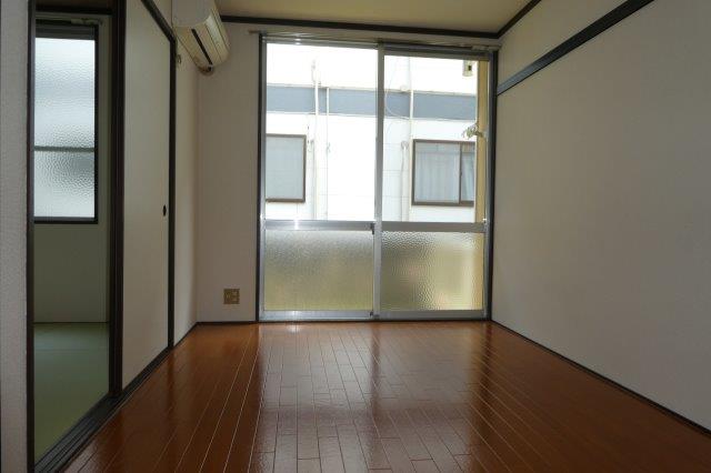 居室・リビング　洋室