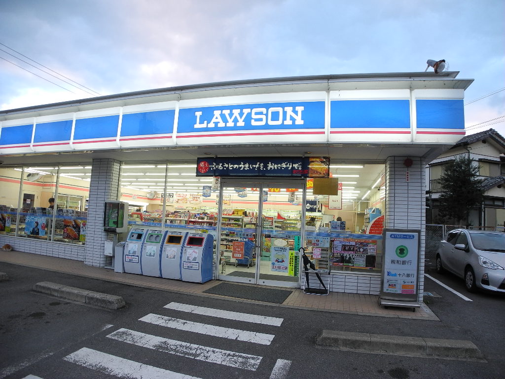 コンビニ　ローソン西時津店（コンビニ）まで661m