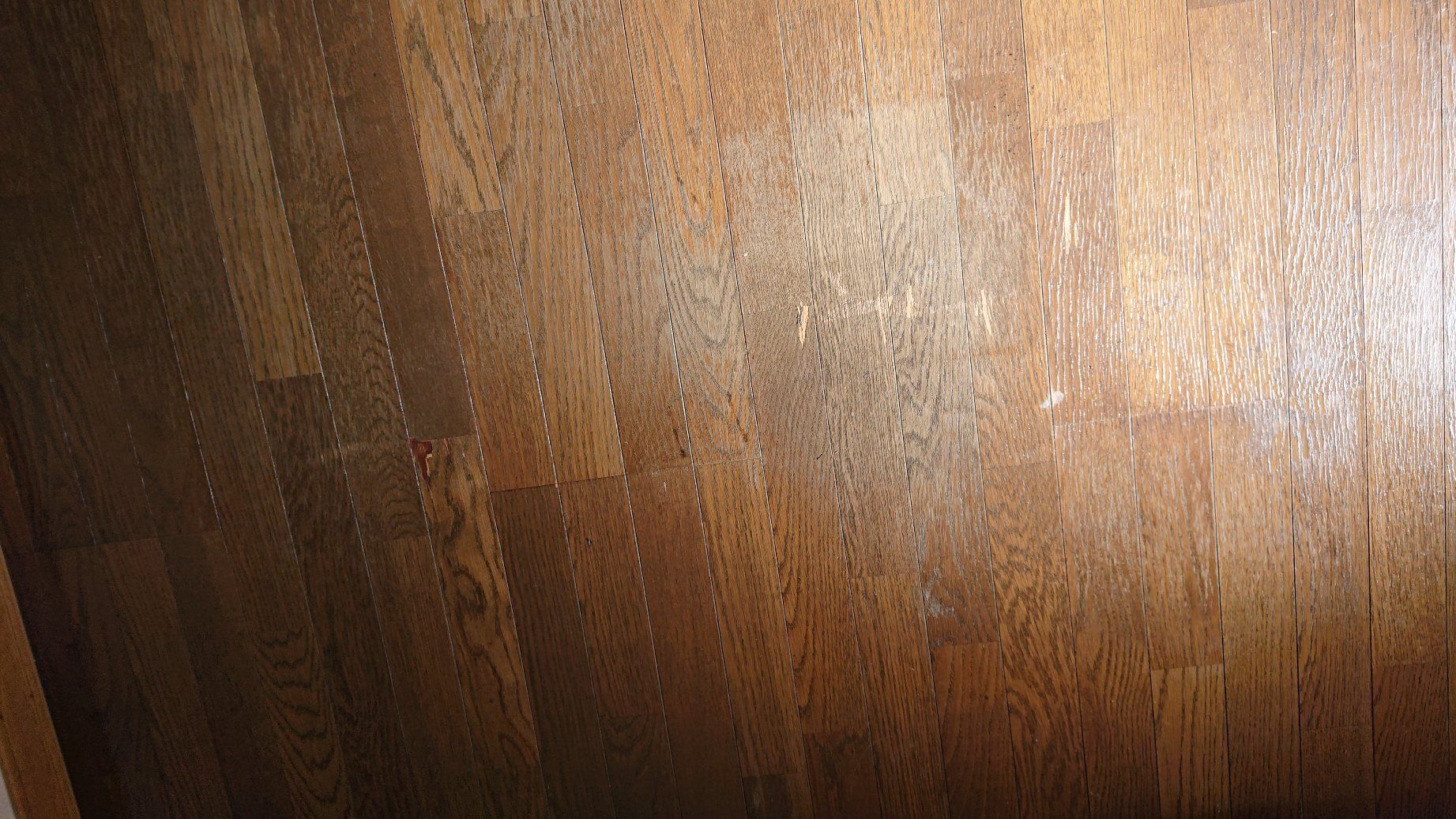 その他　たいへん恐縮ながら、フローリングには瑕がございます。