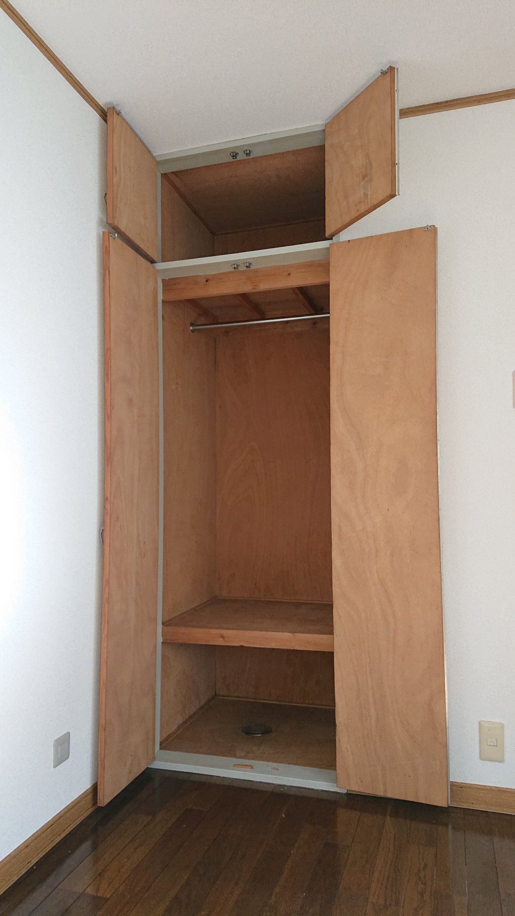 収納　お部屋のサイズの割にはしっかりしか収納が付いています。