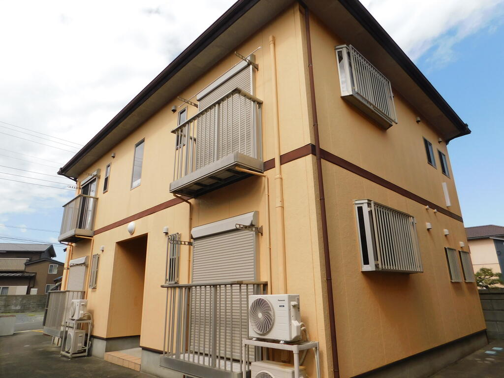 リバーパレス南小川 北棟の建物外観