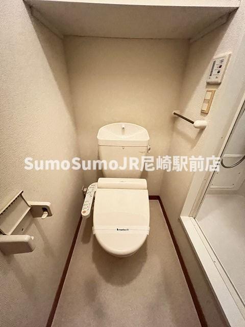 トイレ　ゆったりとした空間のトイレです