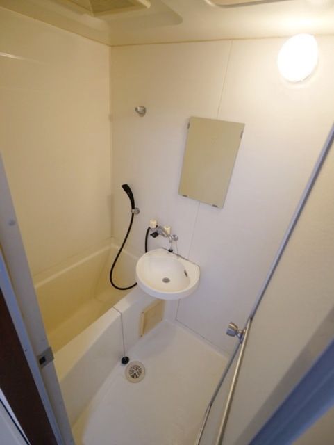 バス・シャワールーム　★お部屋探しは株式会社タウンハウジング東京まで★