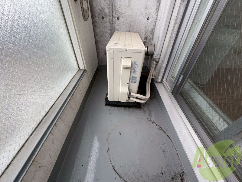 バルコニー　バルコニーです。洗濯物を干したり一息ついたりできますね！