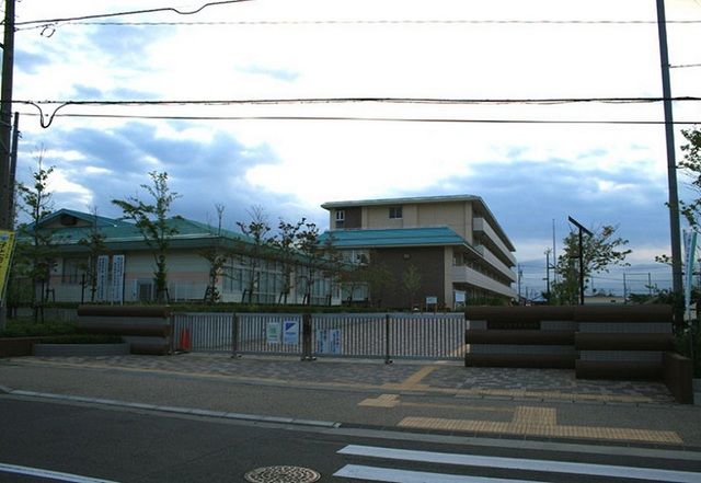 小学校　浜松市立大平台小学校（小学校）まで58m