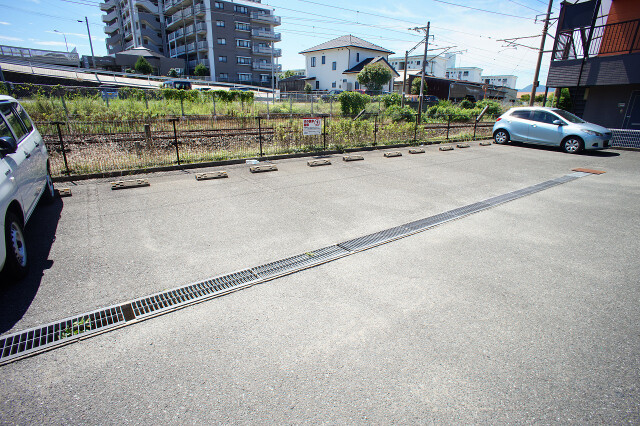 駐車場　駐車場