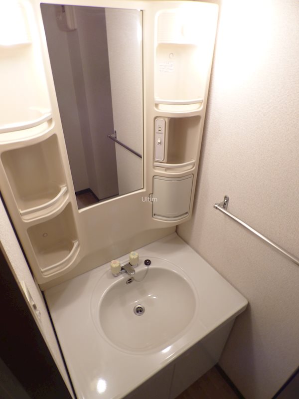 洗面設備　別部屋のお写真です。ご参考までに！