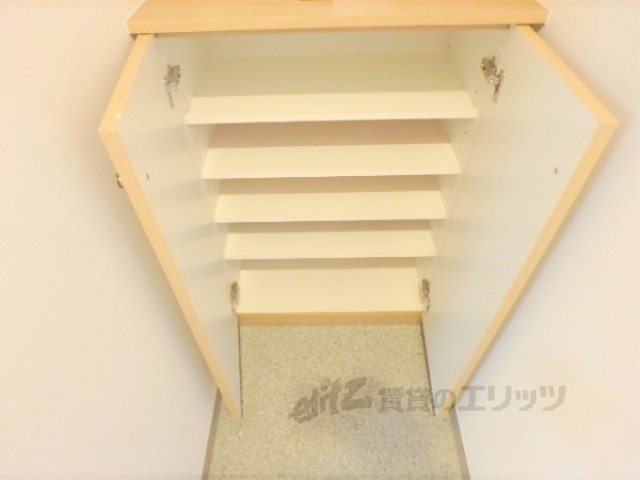 収納　下駄箱