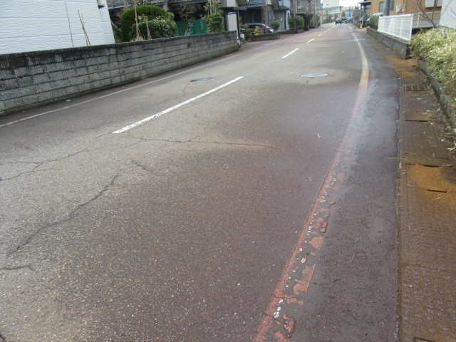 その他　前面道路（その他）まで0m