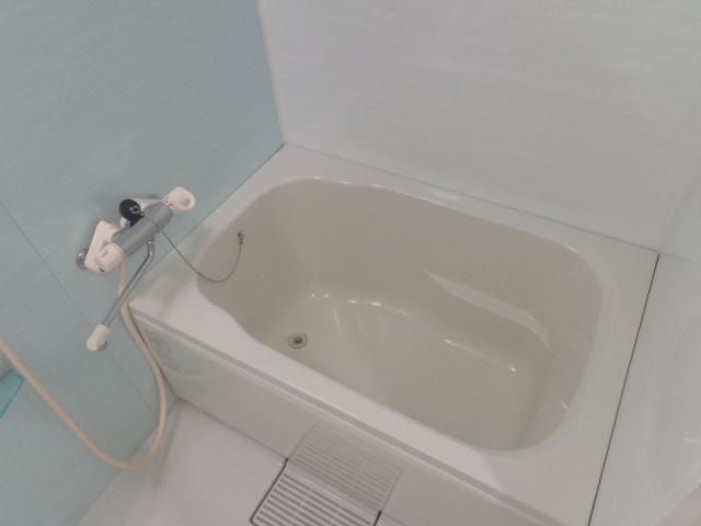バス・シャワールーム　バスルーム