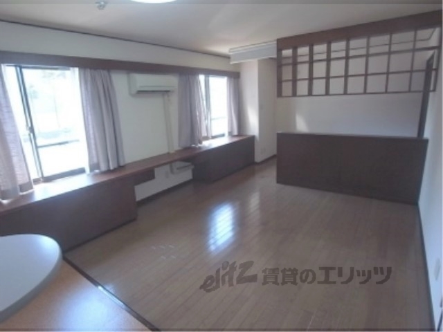 居室・リビング　洋室