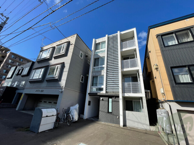 建物外観　札幌市北区北三十二条西「エムアールレジデンスＮ３２」