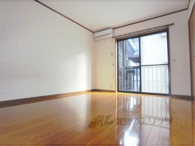 居室・リビング　洋室