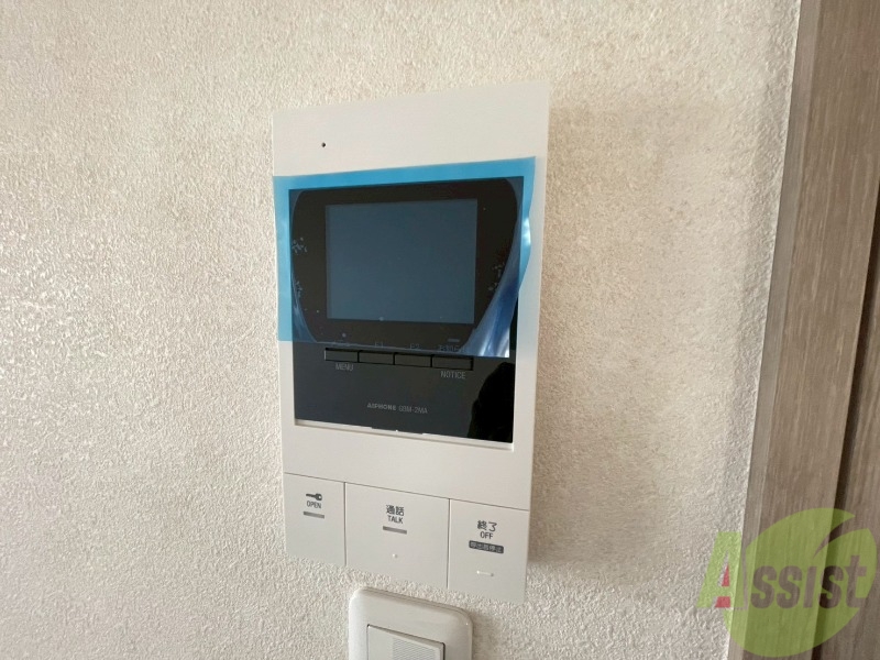 セキュリティ　ＴＶモニター付インターホンです。来客者の顔が見えるので安心！